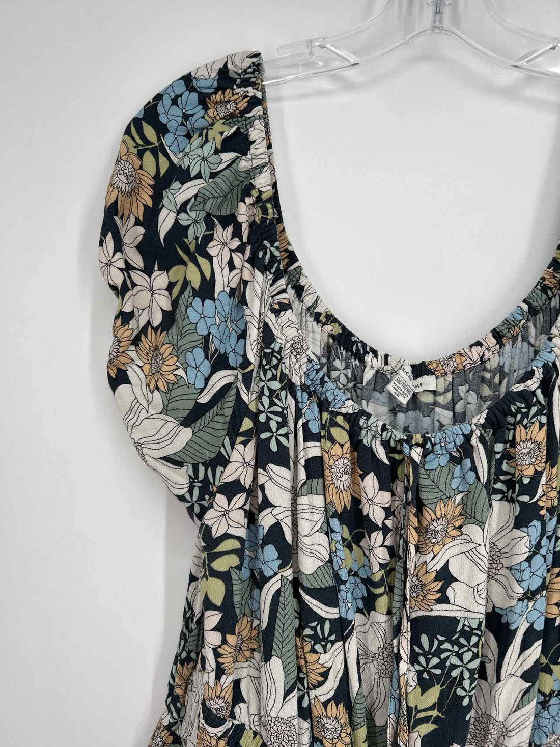 American Eagle Size XXL Navy Floral Romper