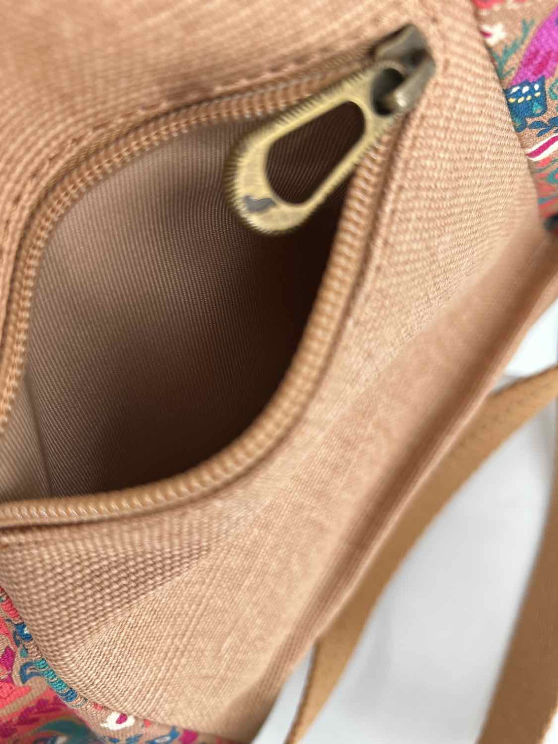 Sakroots Tan Paisley Purse