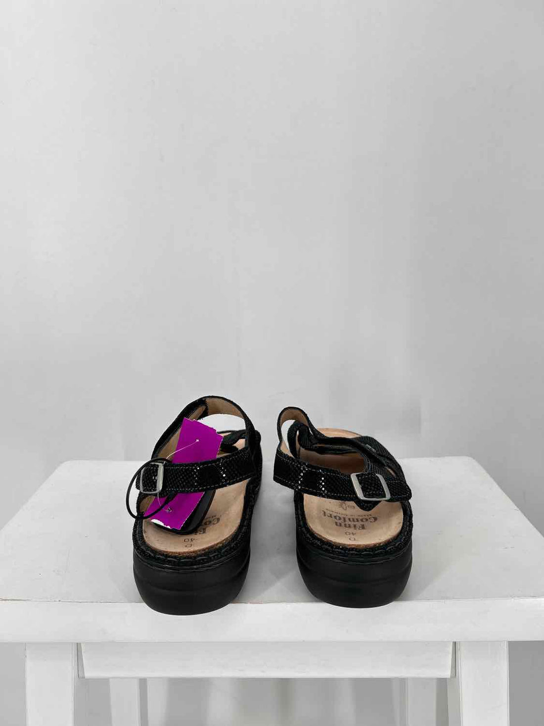 Finn Comfort Women Size 40 Black Sandals