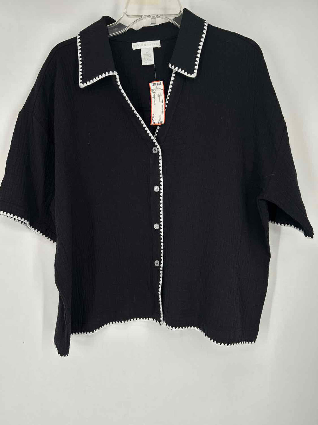 Design History Size 1X Black Top/Blouse