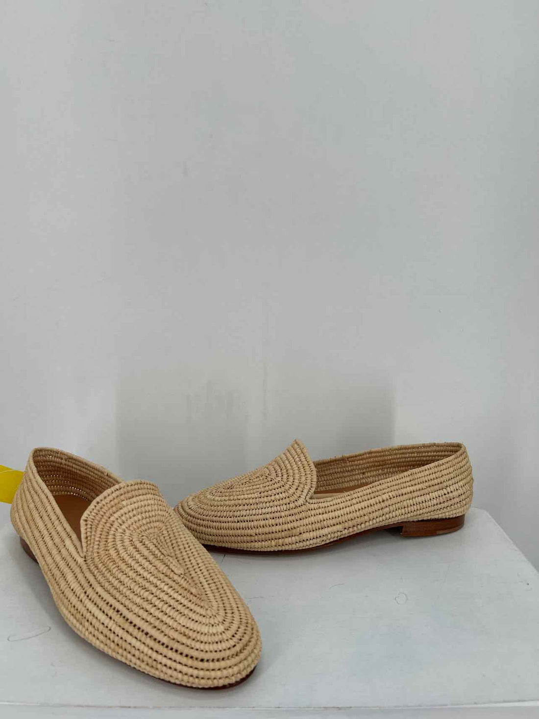 Carrie Forbes Women Size 38 (7.5-8) Natural Like New Flats