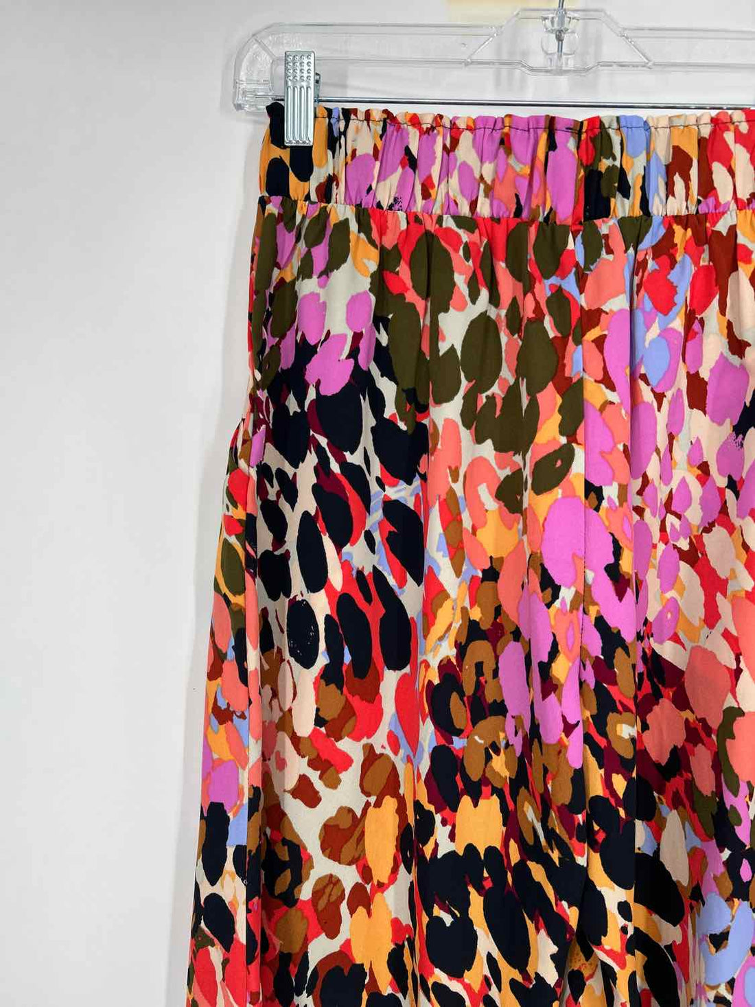 Tyche Size M Multi Print Pants