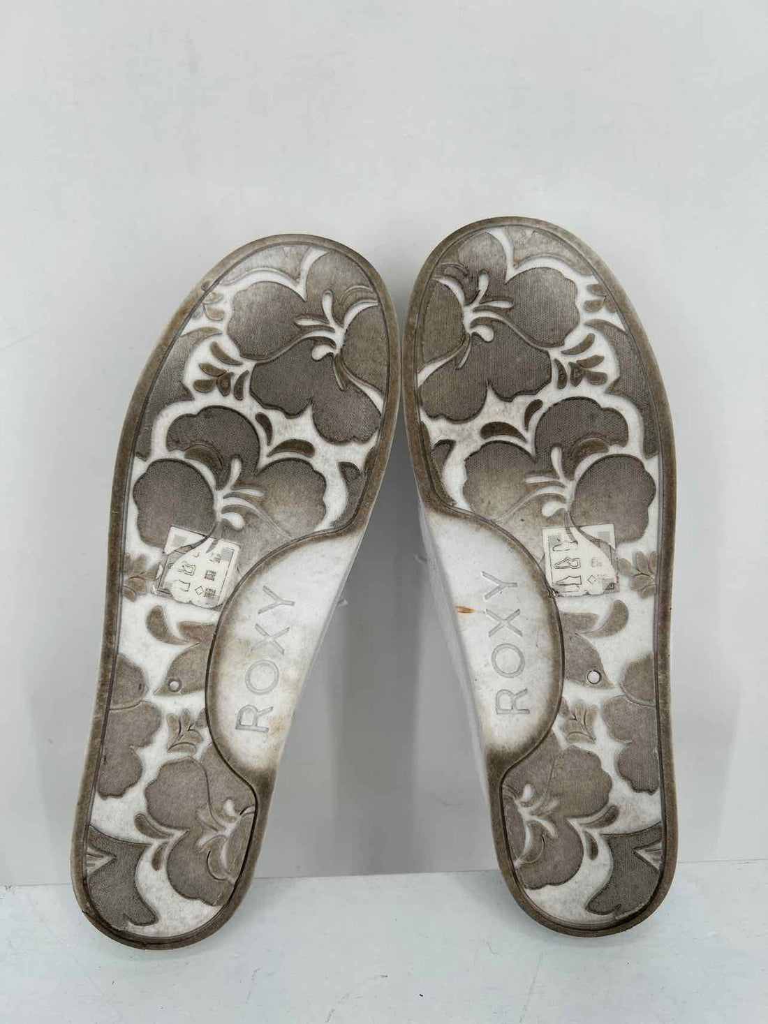 Roxy Women Size 9.5 White Sneakers