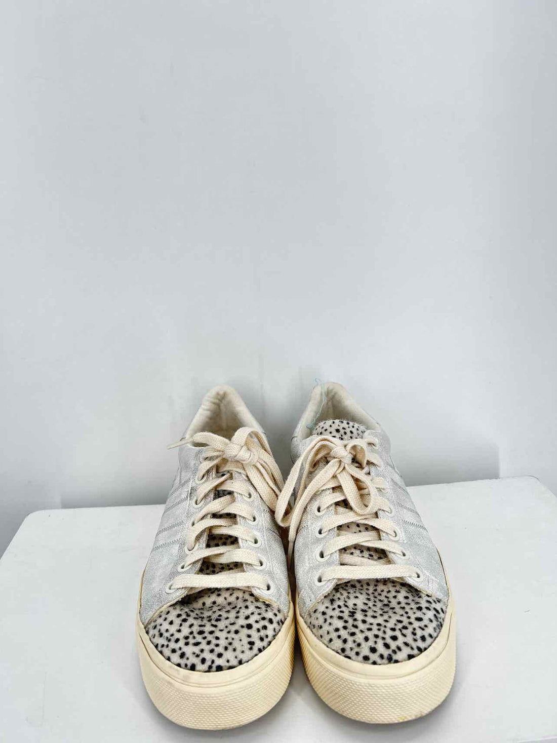 Gola Women Size 7 Silver & Cheetah Sneakers