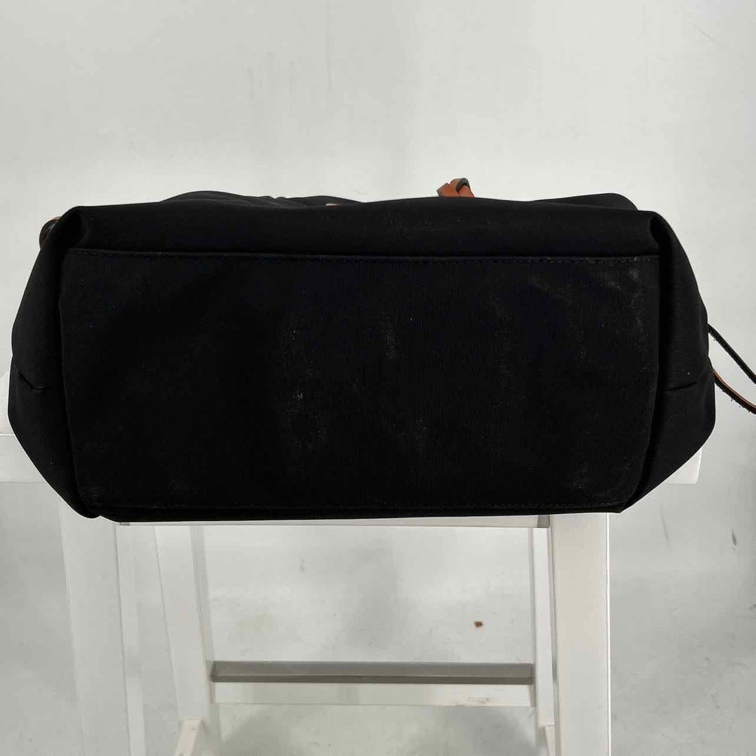 Dooney & Bourke Black Nylon/Leather Pre Owned Tote
