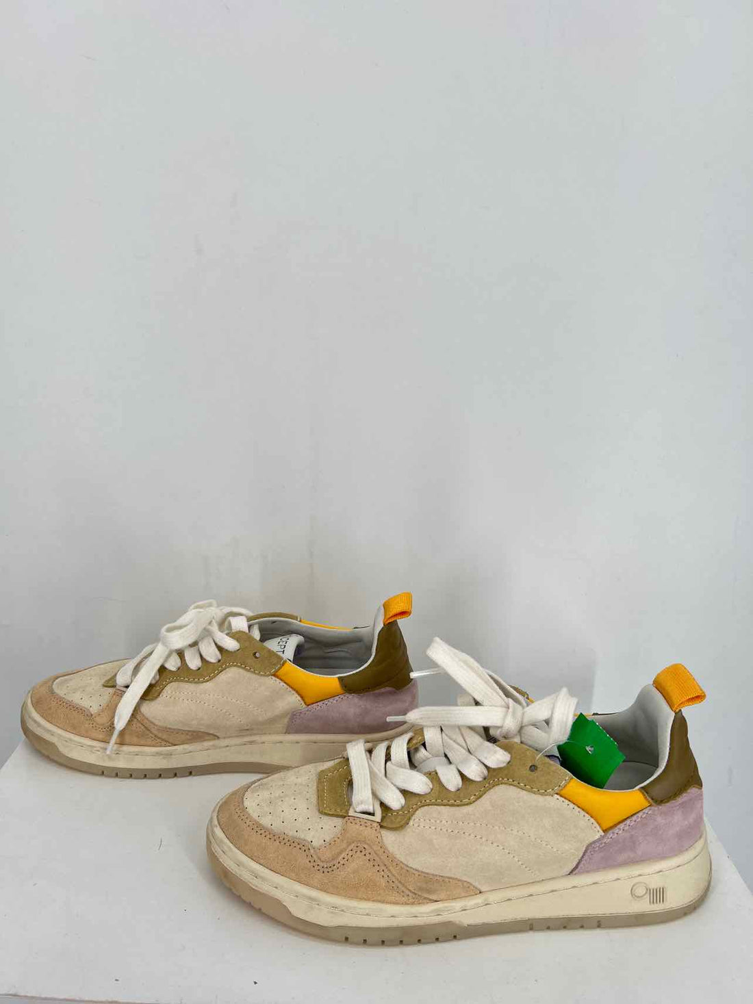 Oncept Women Size 7 Blush Mult Sneakers