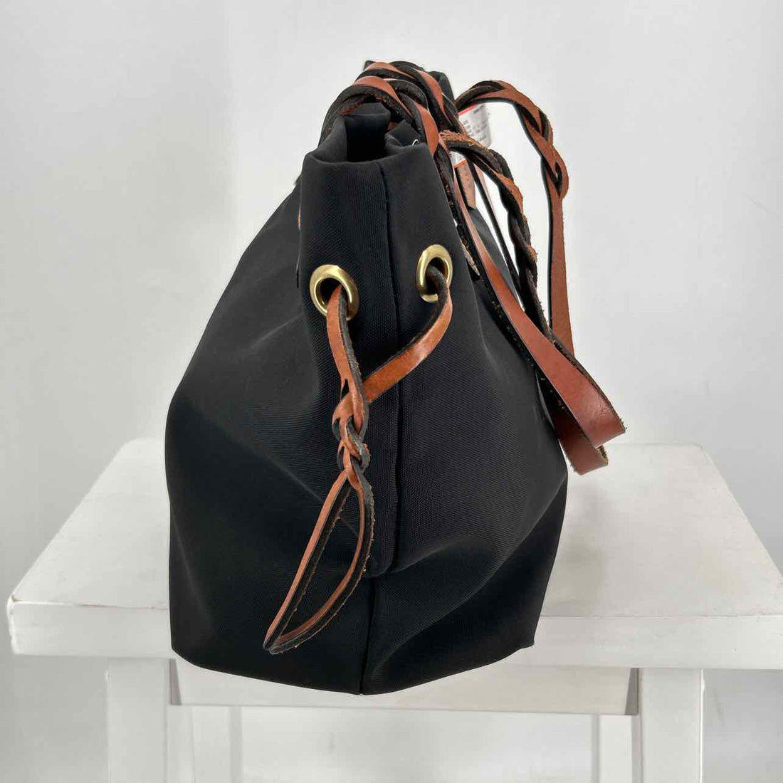 Dooney & Bourke Black Nylon/Leather Pre Owned Tote