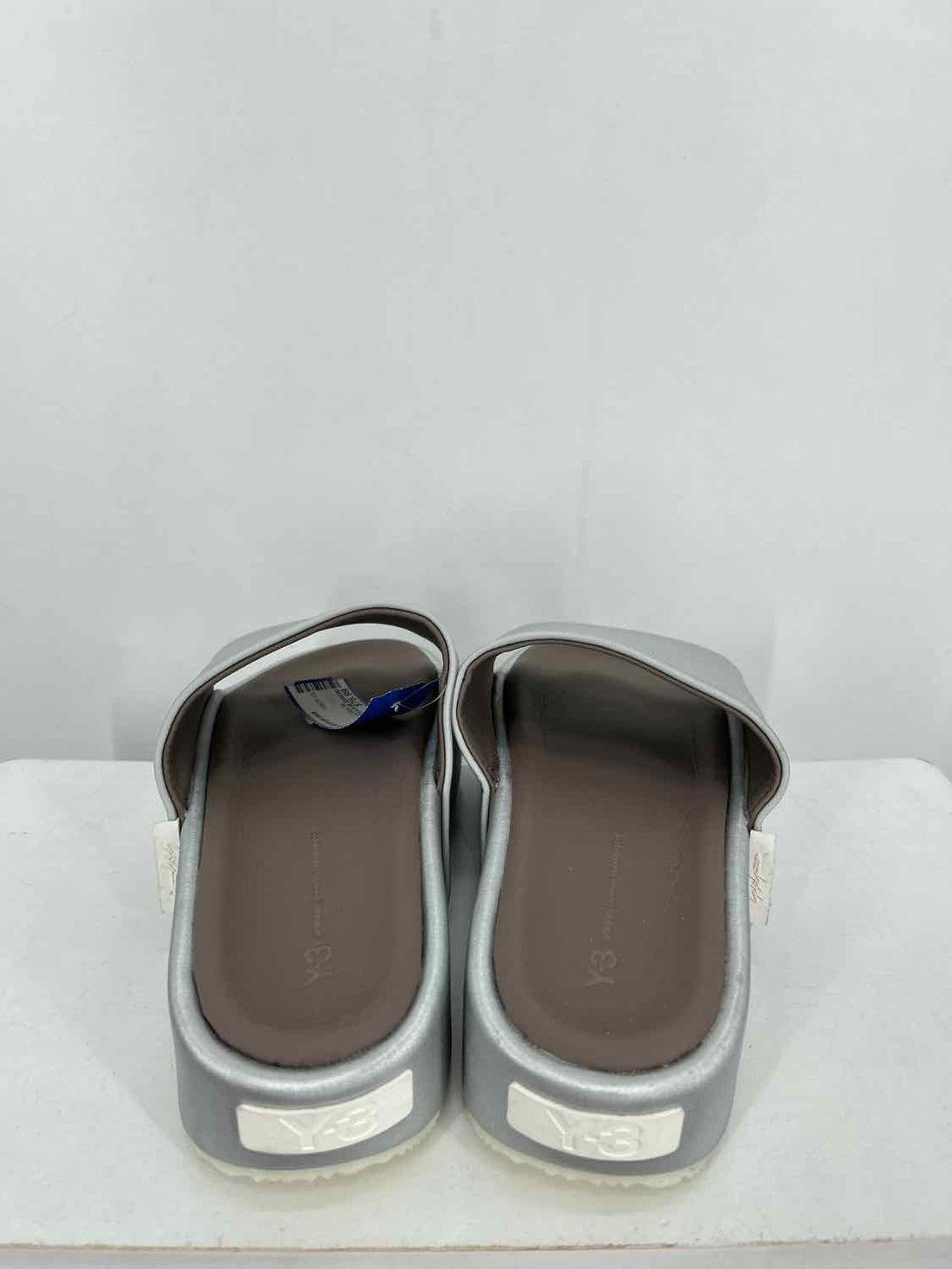 Adidas Women Size 10 Silver Slides