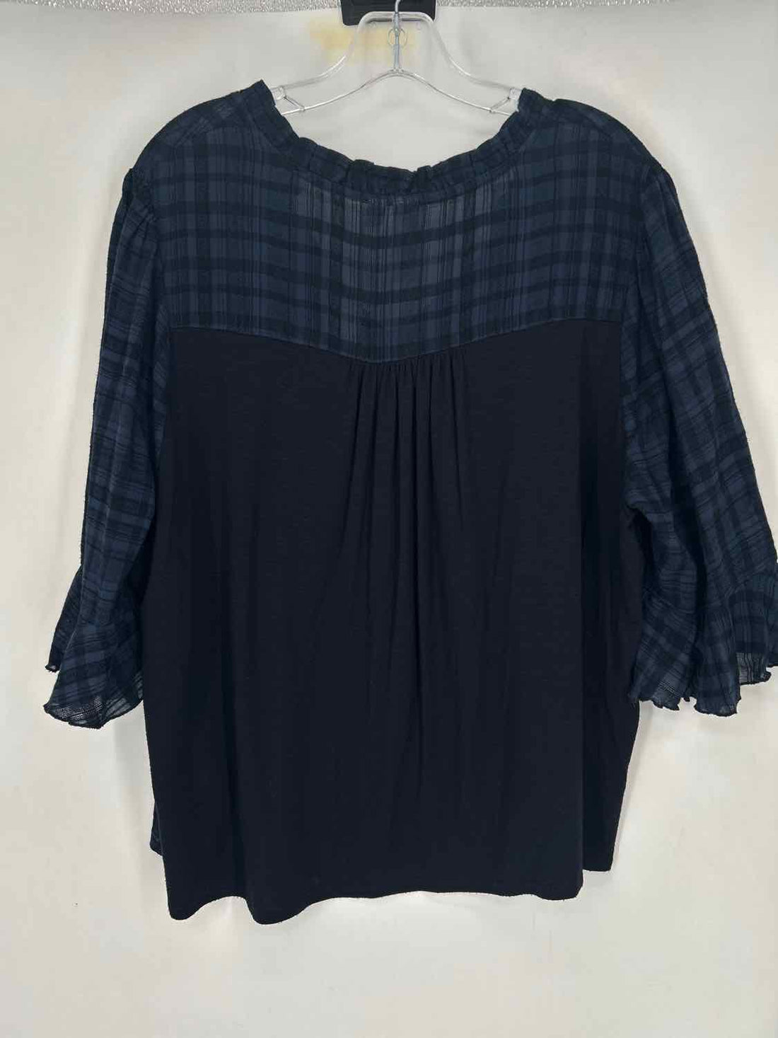 Dolan Size XL Navy & Black Plaid Short Sleeve