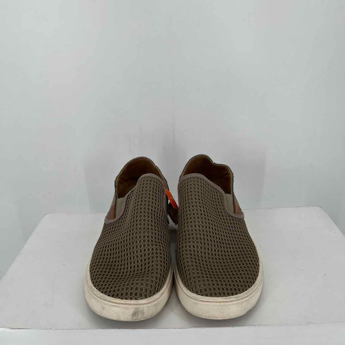 Olu Kai Women Size 10 Taupe Sneakers