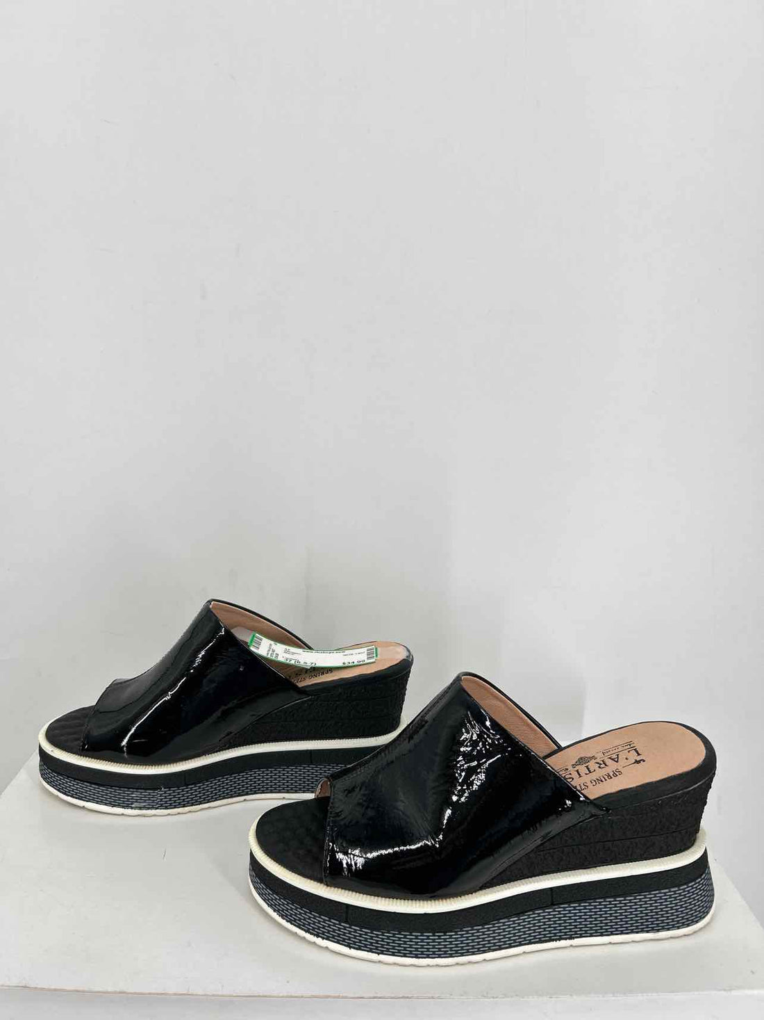 L'artiste Women Size 37 (6.5-7) Black Wedges