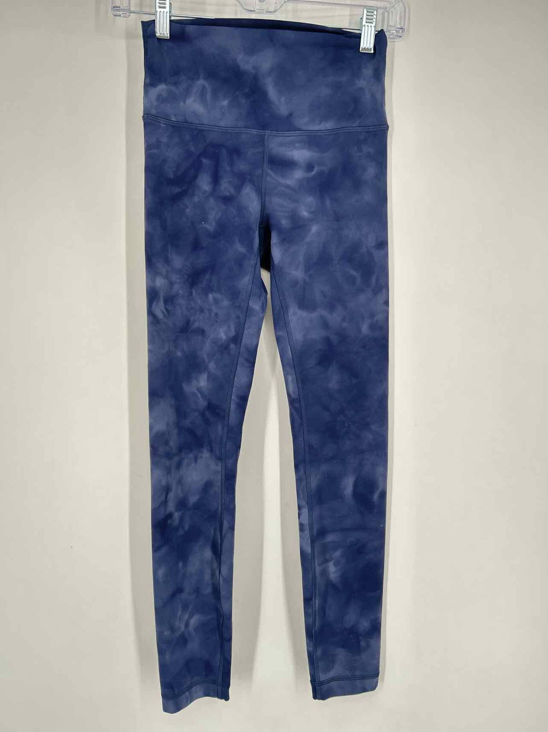 Lululemon Size 4 Navy Print Active Leggings