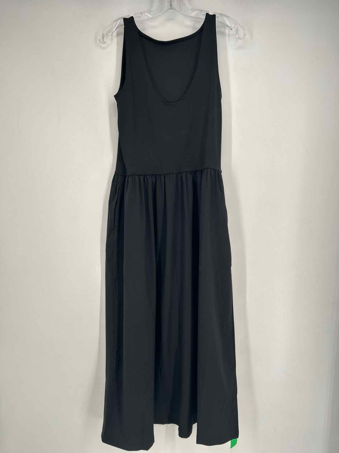 Lou & Grey Size MP Black NWT Dress