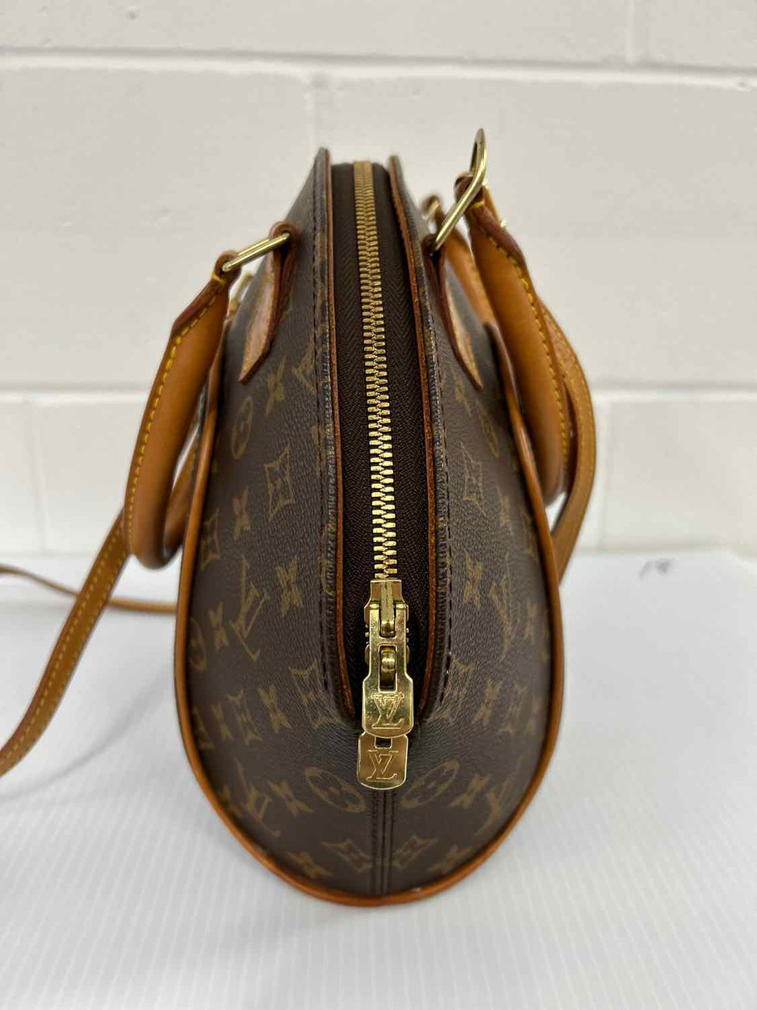 Louis Vuitton Ellipse Monogram PM Satchel. June 2000 Collection