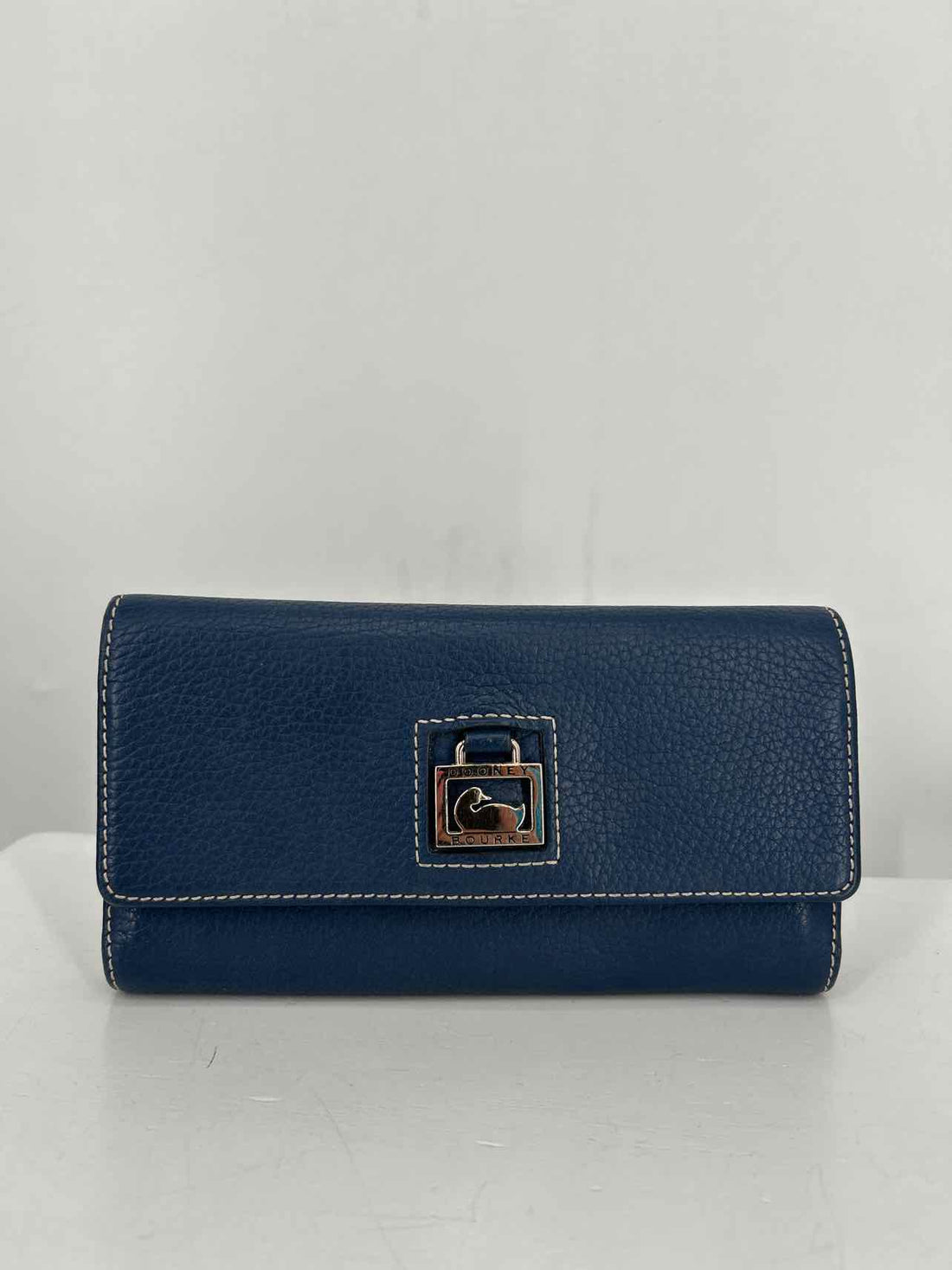 Dooney & Bourke Blue Pebbled Leather Pre Owned Wallet