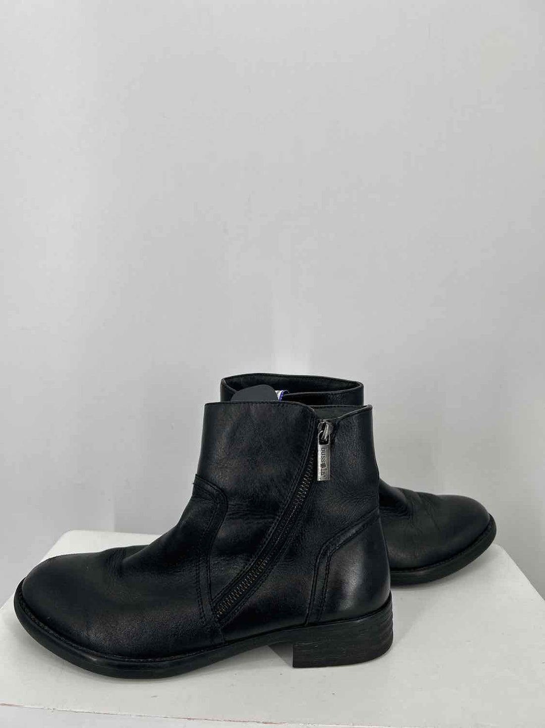 Bussola Women Size 39 Black Ankle Boot