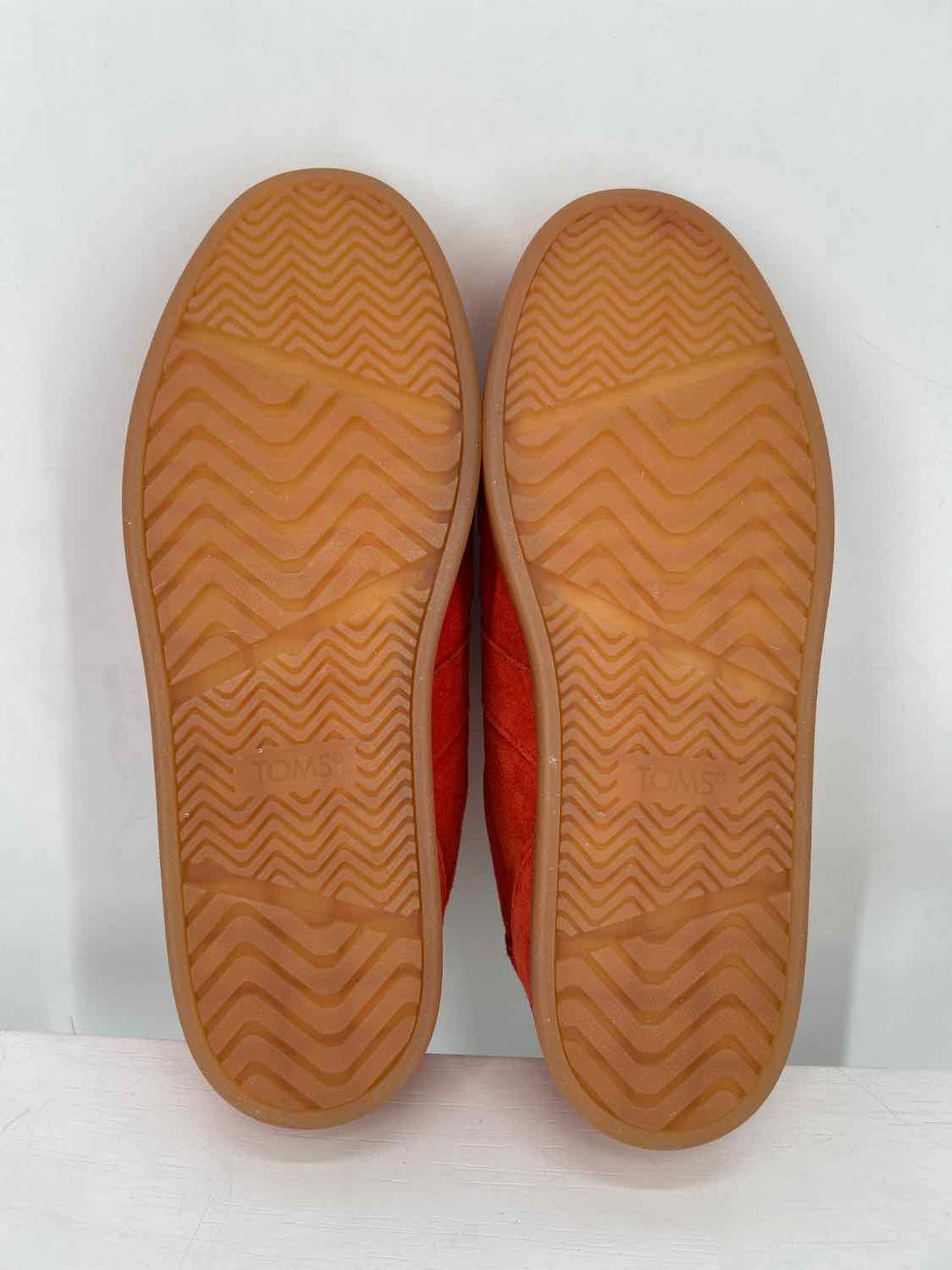 Toms Women Size 7 Scarlet NWT Collins Suede Sneakers