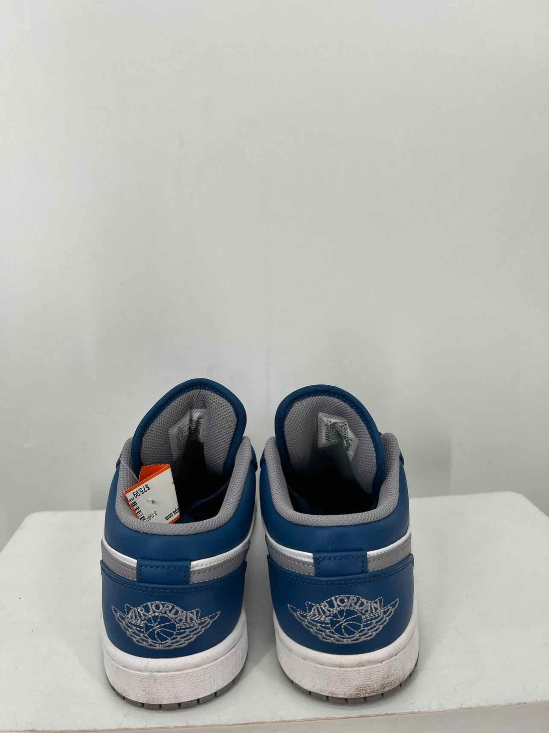Nike Women Size 7.5 Blue & White Sneakers