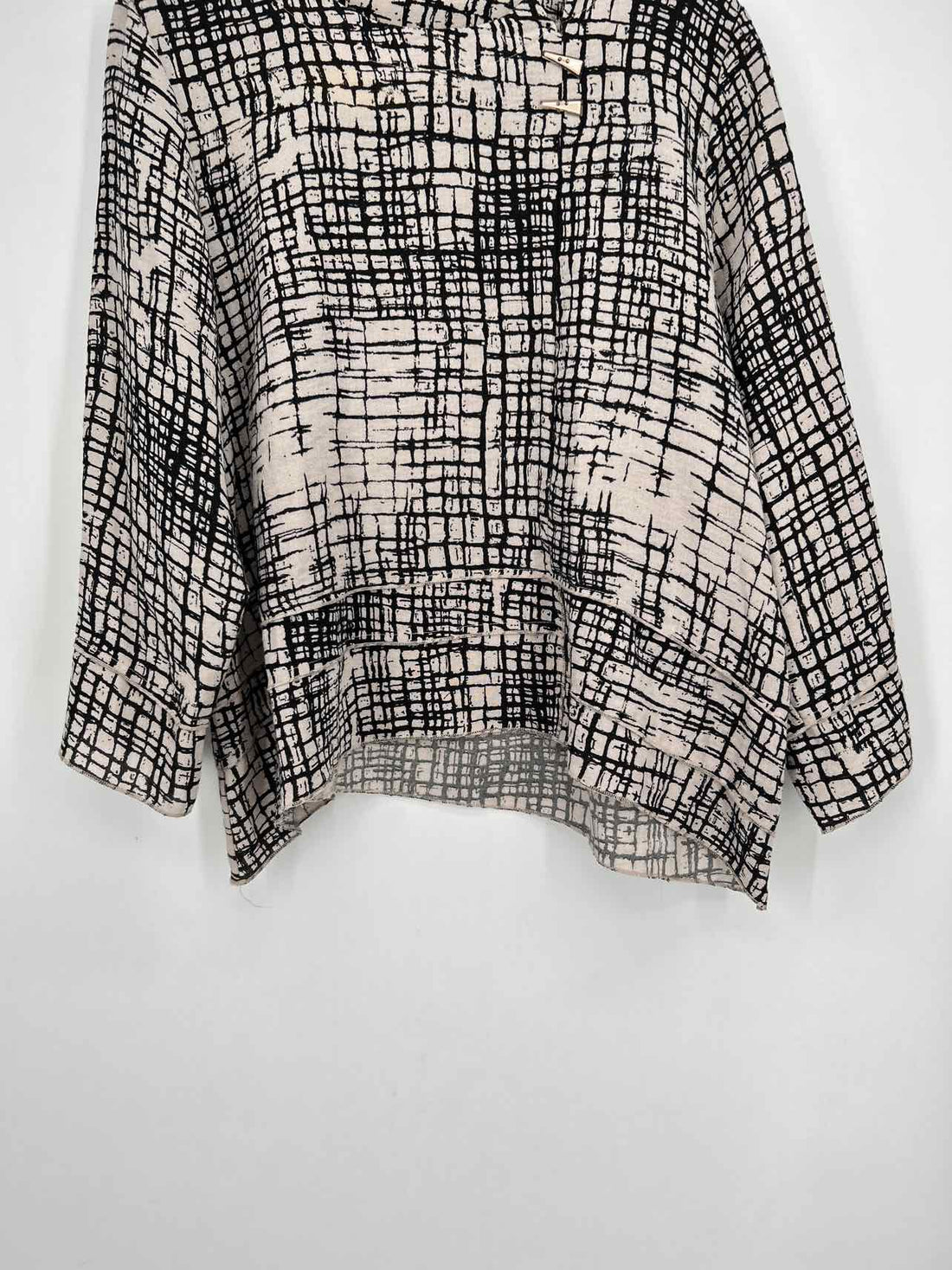 Habitat Size M Cream & Black Print Long Sleeve