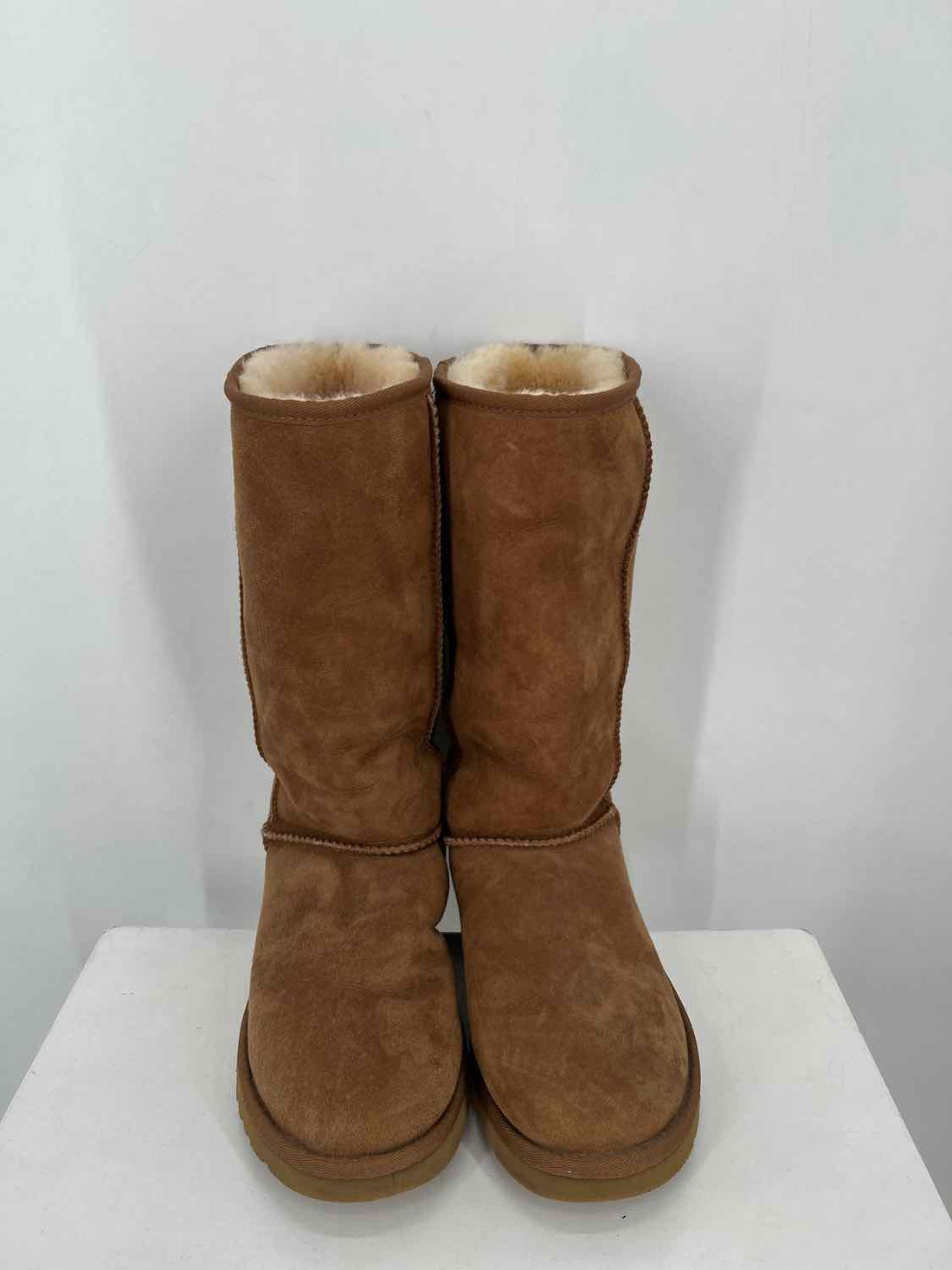 Ugg Women Size 9 Chestnut Brown Mid Calf Boot