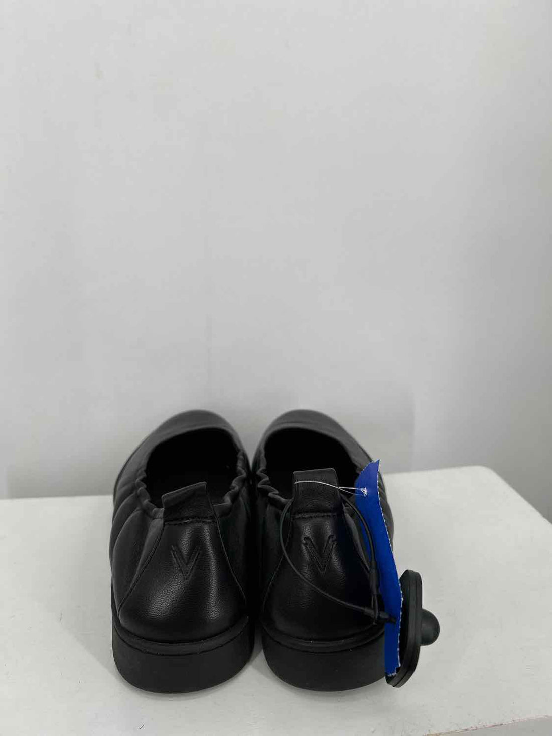 Vionic Women Size 8 Black Flats