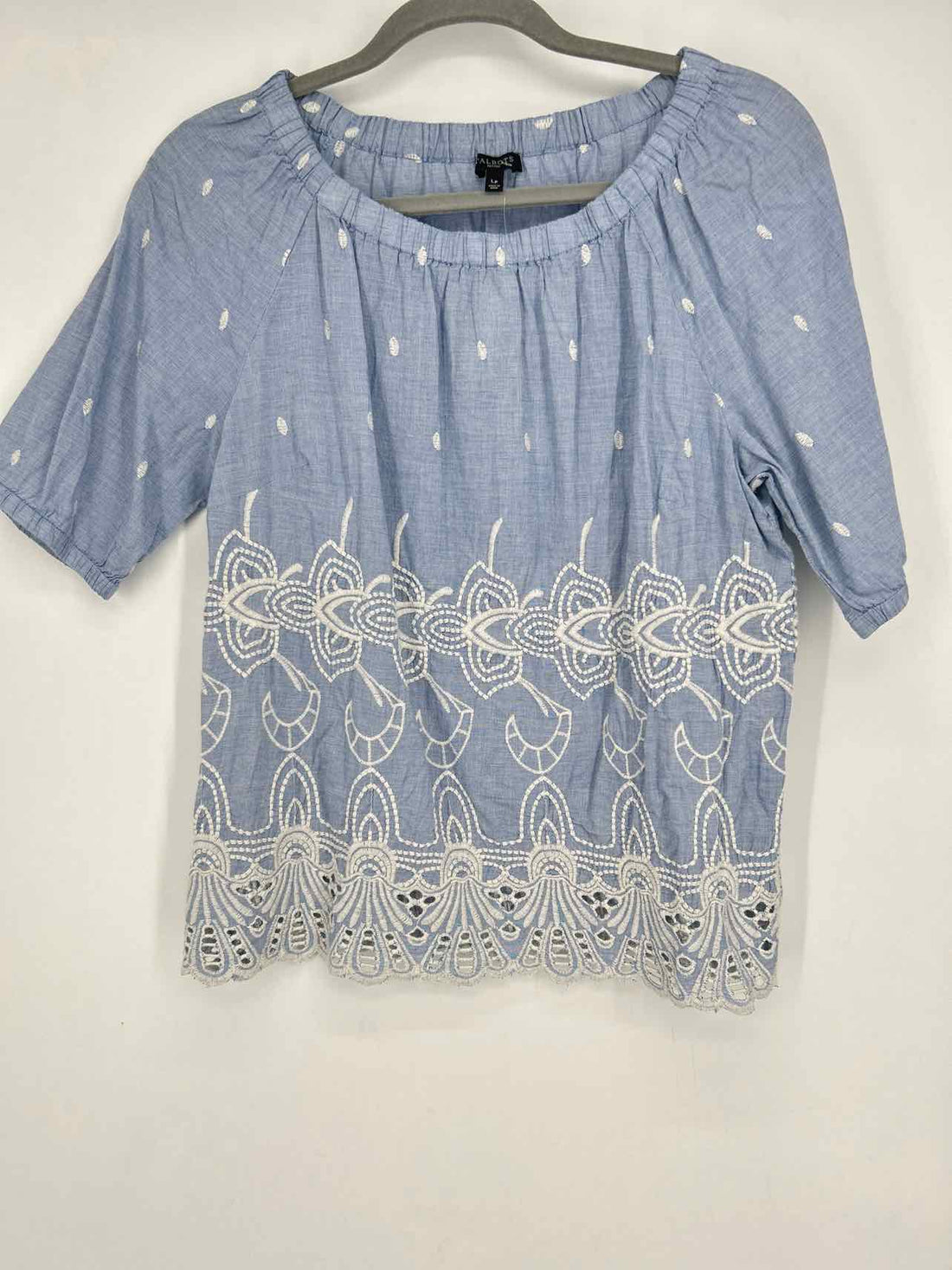 Talbots Size LP Blue & White Embroidered Short Sleeve