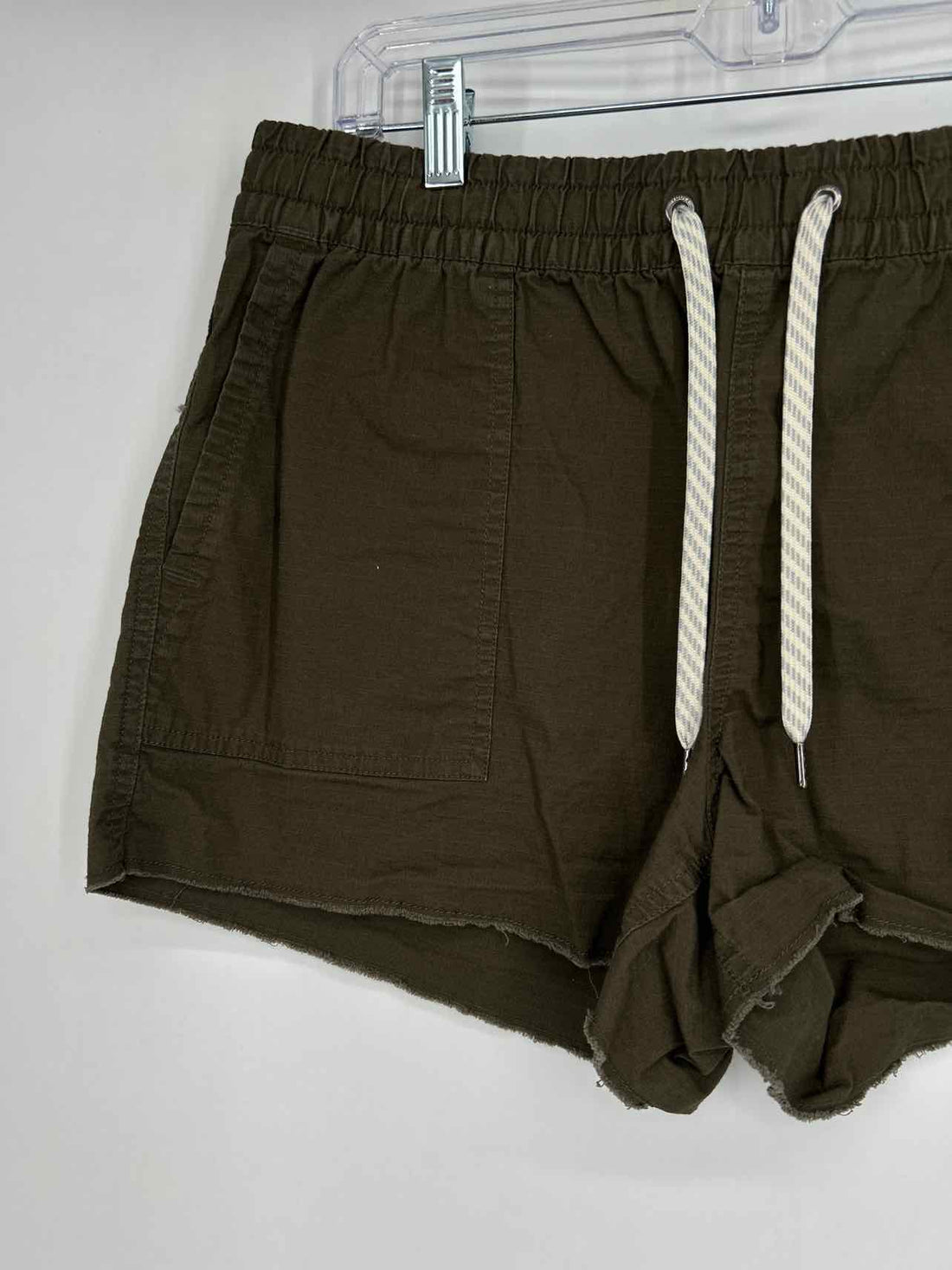 Vuori Size XL Dark Olive Shorts