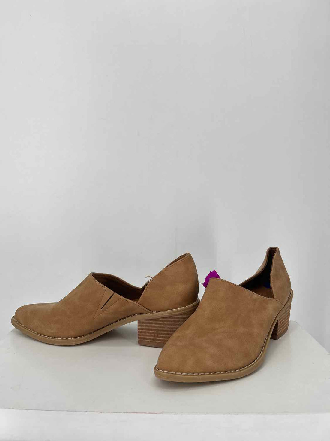 Cynthia Rowley Women Size 8.5 Camel NWT Ankle Boot