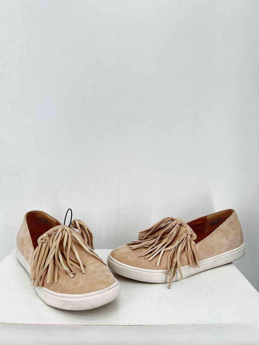 Crown & Ivy Women Size 9 Tan Genuine Leather Flats
