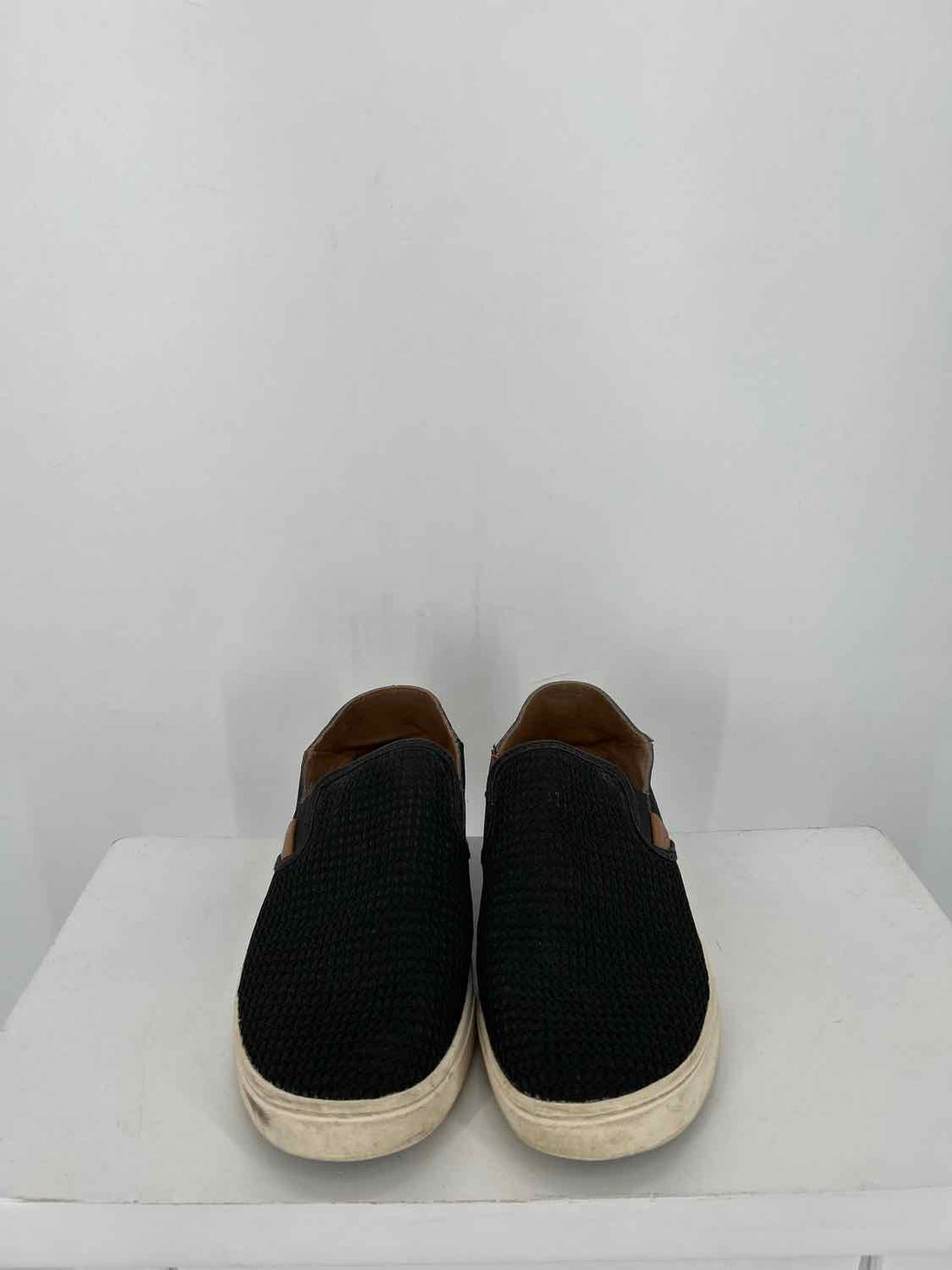 Olu Kai Women Size 10 Black Sneakers