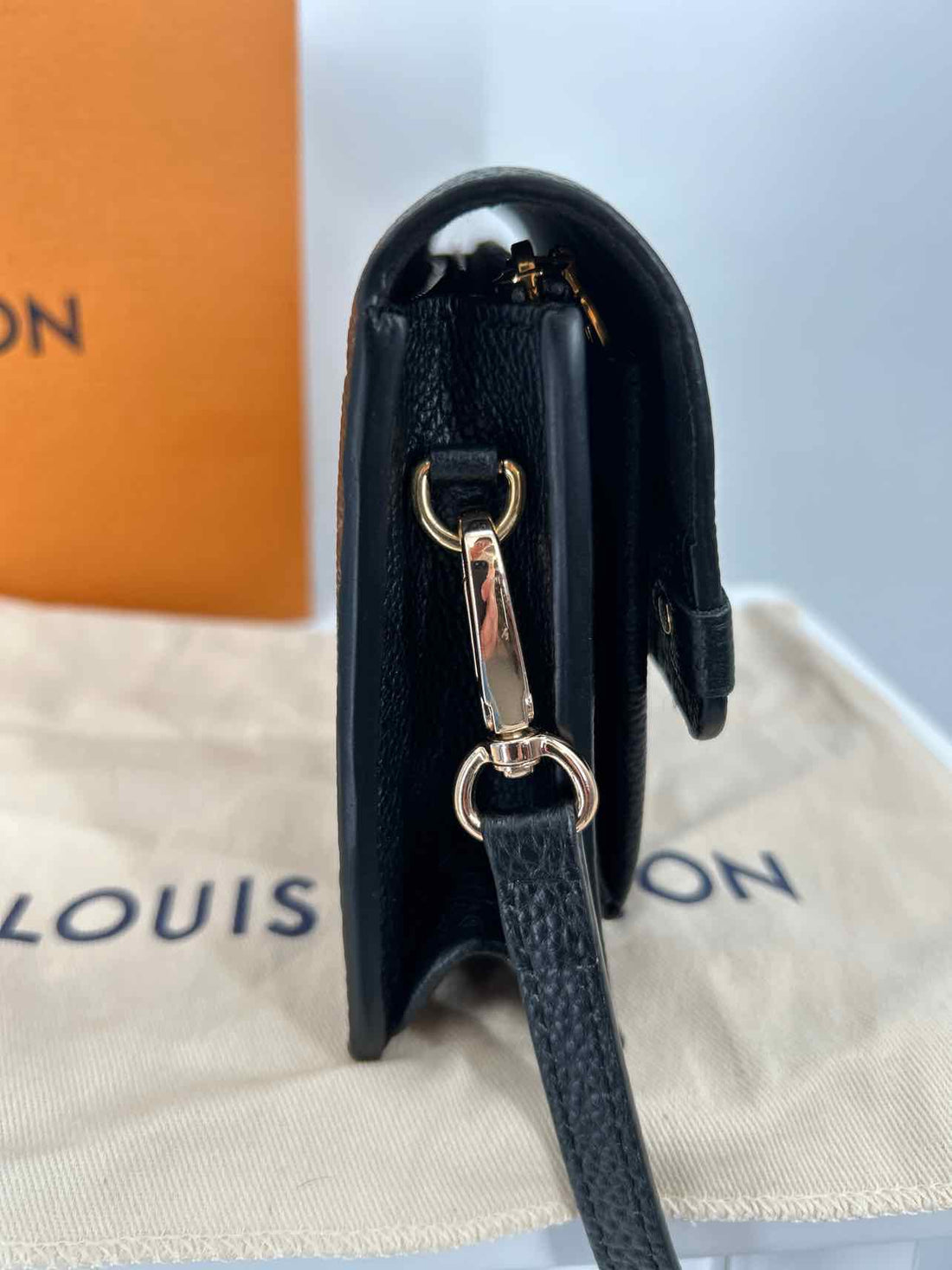 Louis Vuitton Vavin Woc Empreinte Black Leather Like New LUXURY