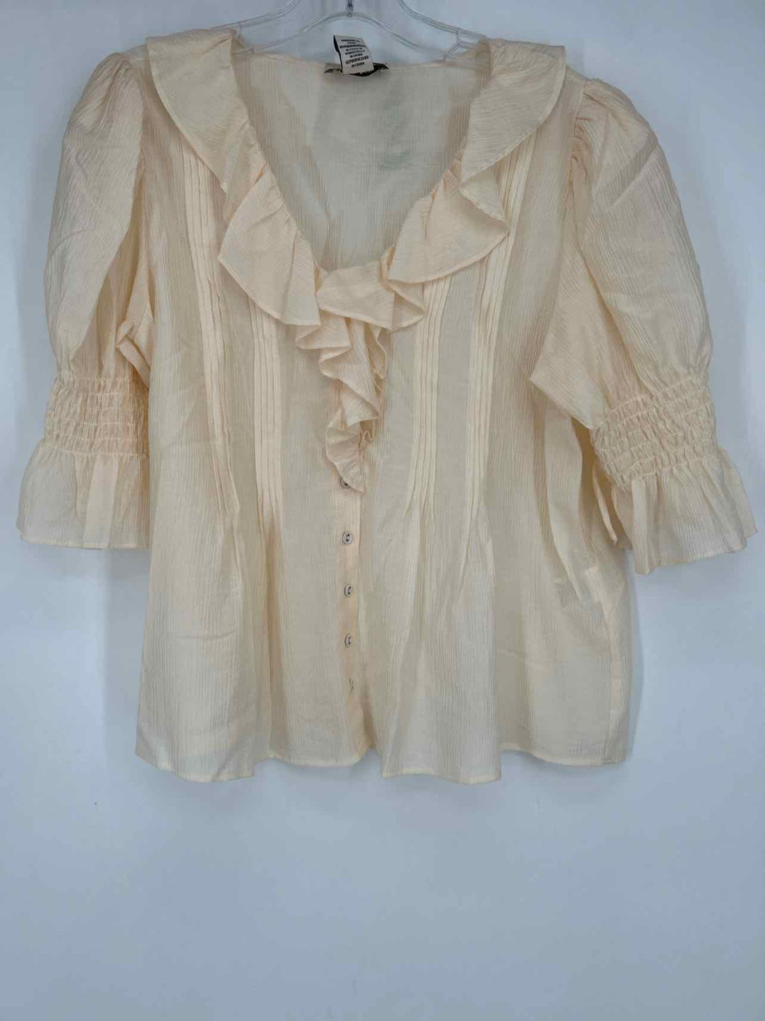 Laura Ashley Size M Cream Short Sleeve