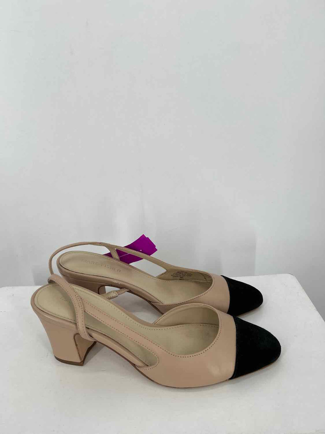 Marc Fisher Women Size 8 Beige & Black Sling Back