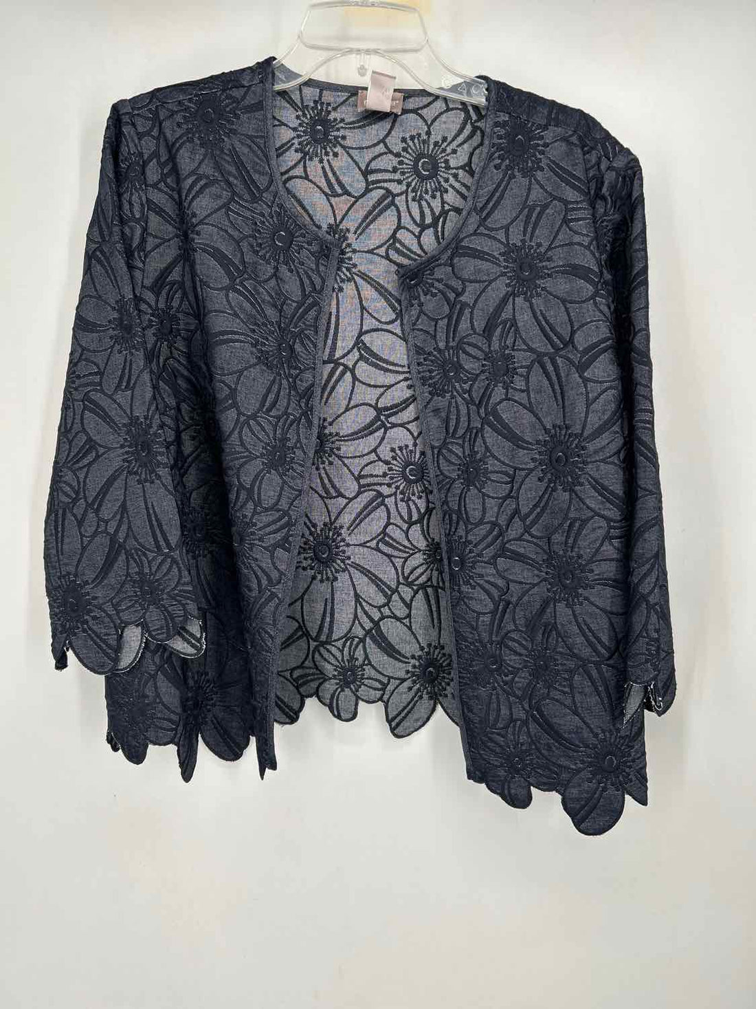 Chicos Size 2(L) Chambray Floral Embroidered Jacket