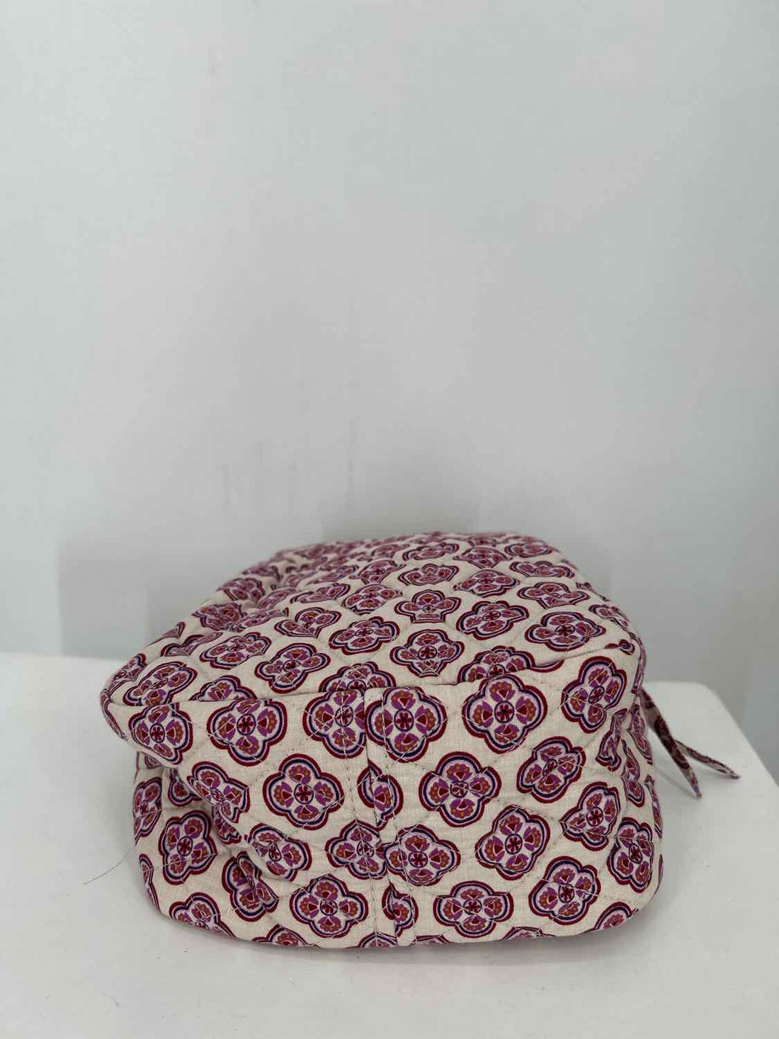 Vera Bradley Quilted Beige & Magenta Print NWT Misc.