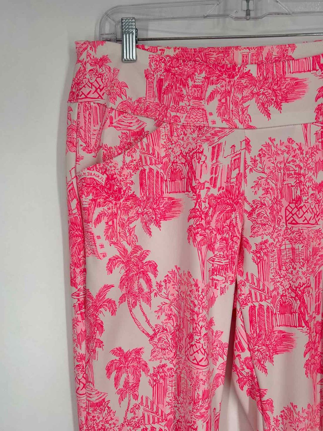 Lilly Pulitzer Luxletic Size 8 White & Pink Print Active Pants