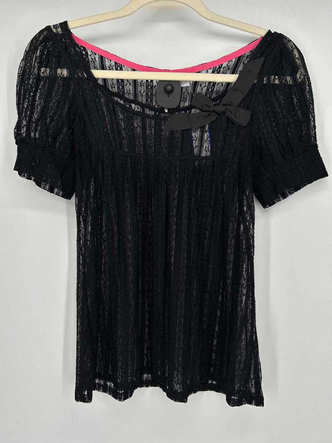 Ric Rac Size XS Black Lace Short Sleeve