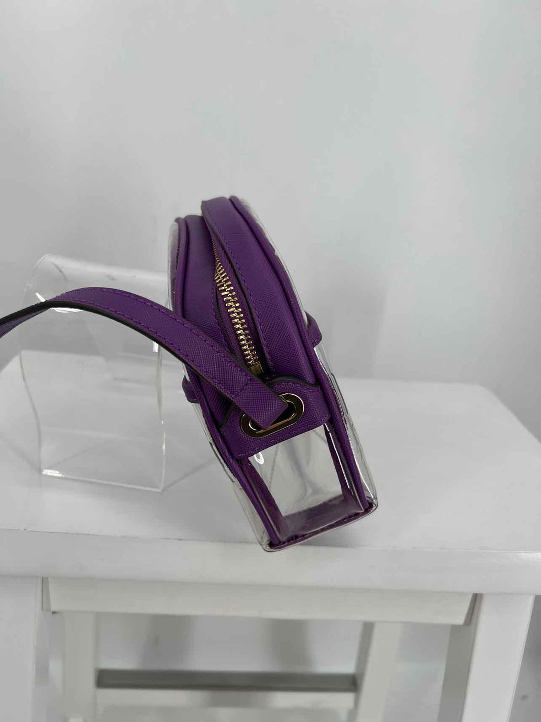 Vince Camuto Clear & purple Crossbody