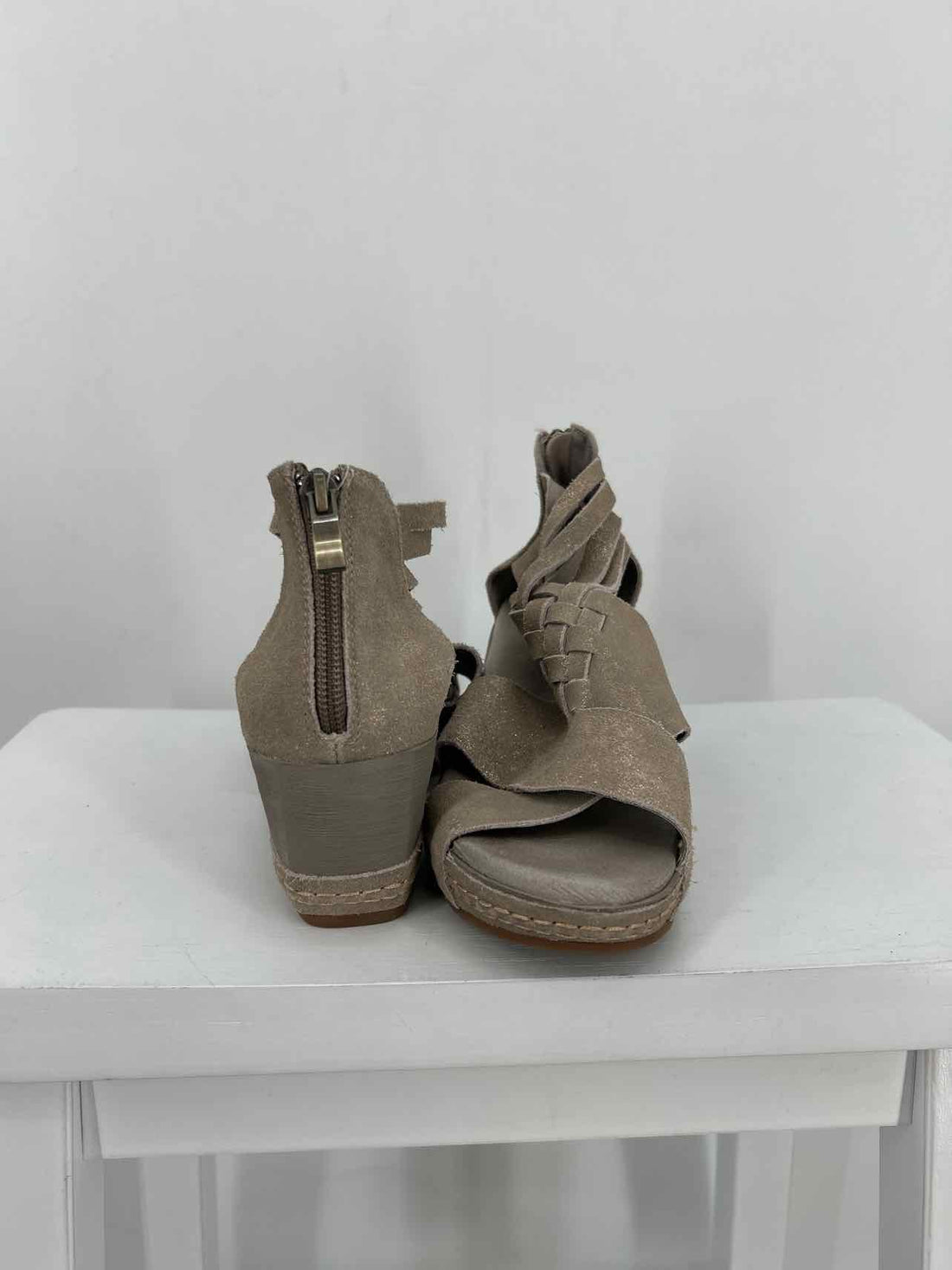 Antelope Women Size 37 Golden Taupe Wedges