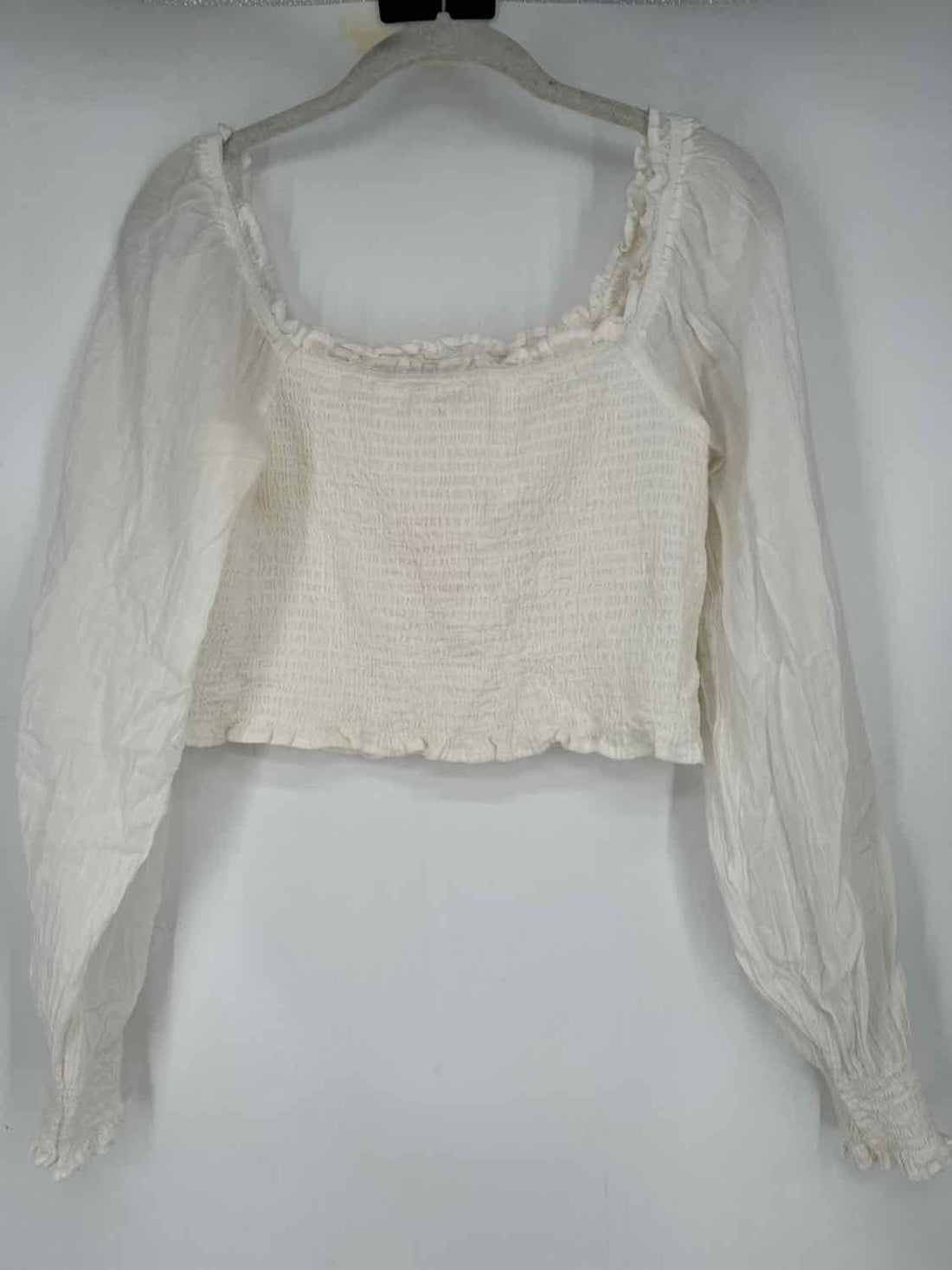 Aerie Size M White Smocked Long Sleeve