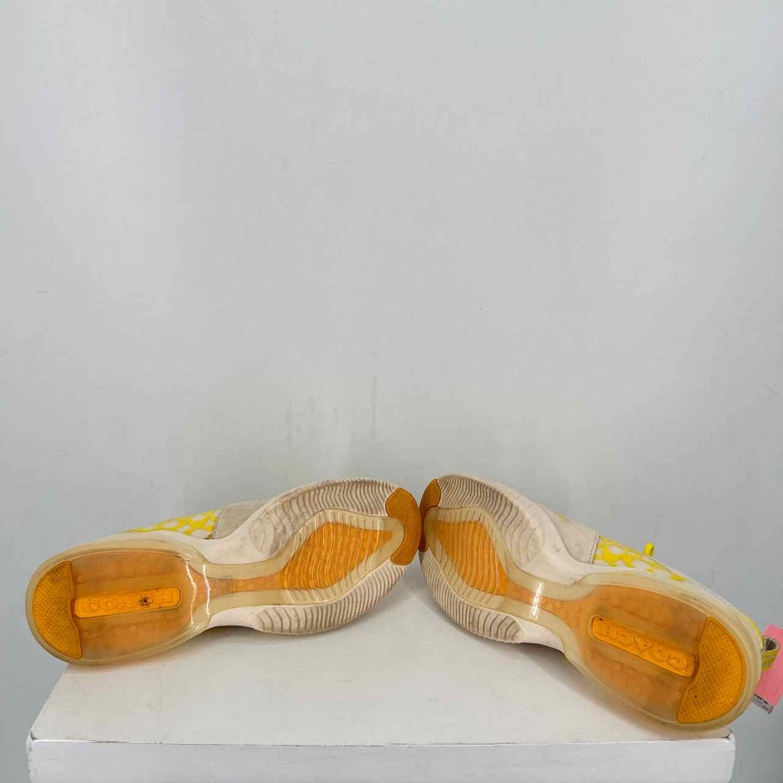 Coach Women Size 8 Yellow Sneakers