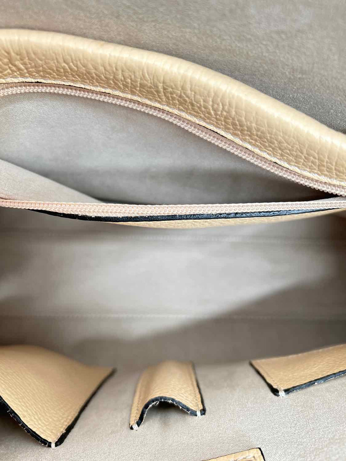 Valentino by Mario Valentino Buff Like New LUXURY