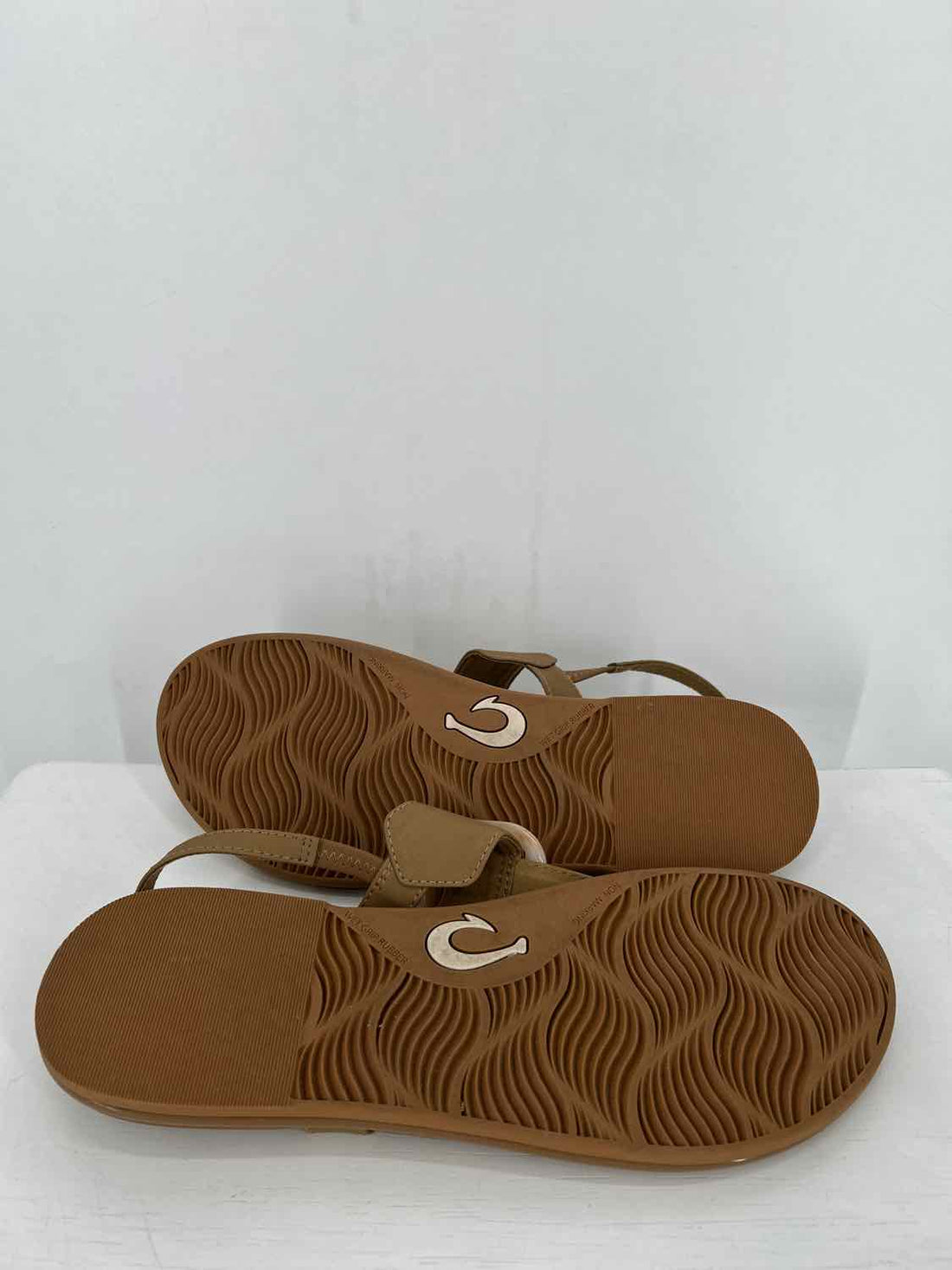Olu Kai Women Size 9 Tan Sandals