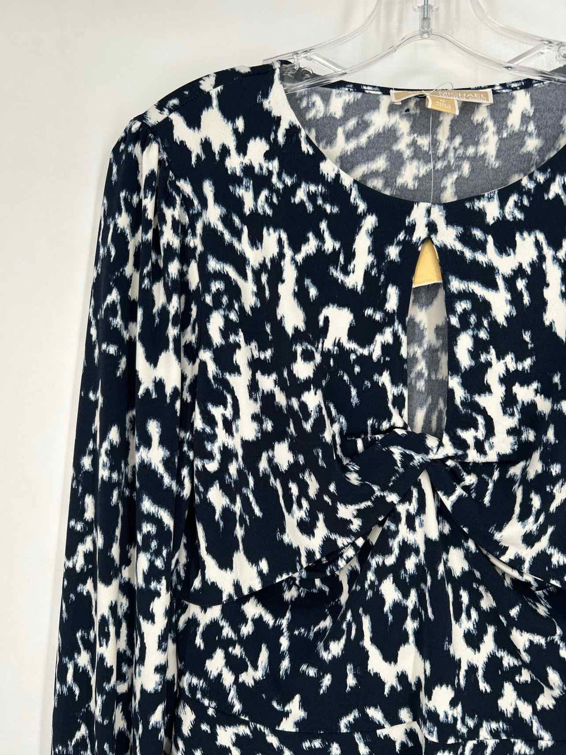 Michael Kors Size M Navy & White Print NWT Long Sleeve