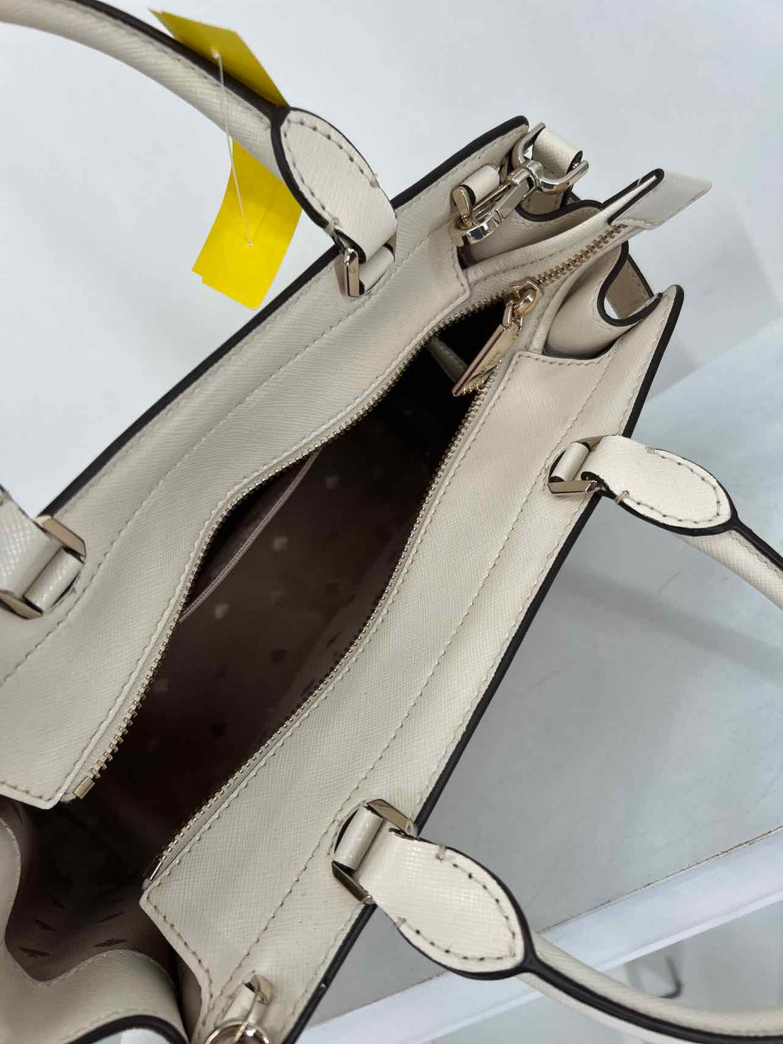 Kate Spade White Saffiano Leather Pre Owned Satchel