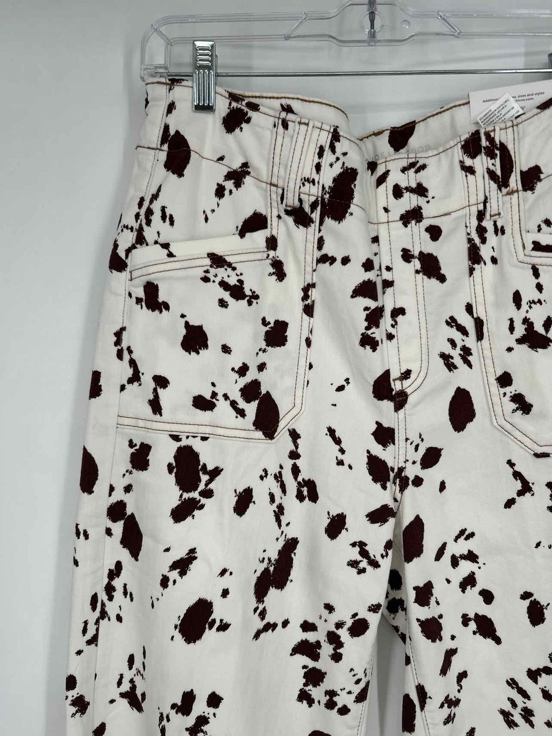 Chicos Size 1.5 (10) Cow Print NWT Jeans