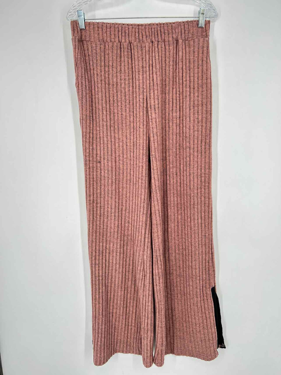 ESEA Size 8 Heathered Pink Ribbed NWT Multi-Piece Set