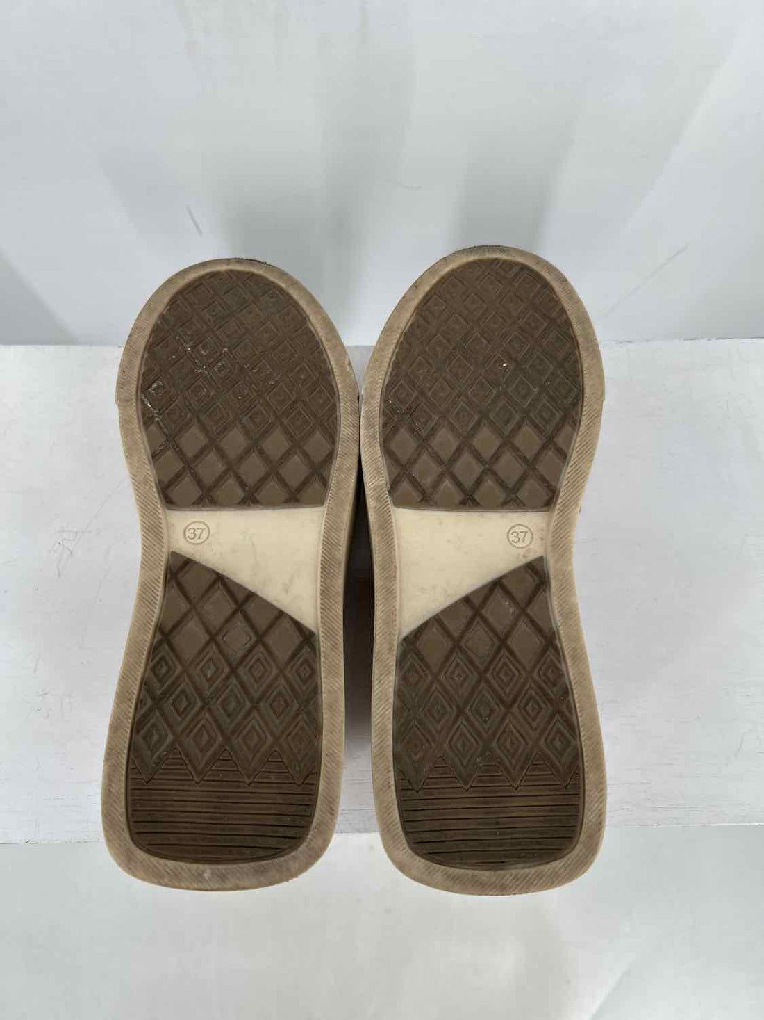 Softwaves Women Size 37 (6.5-7) Tan Loafers