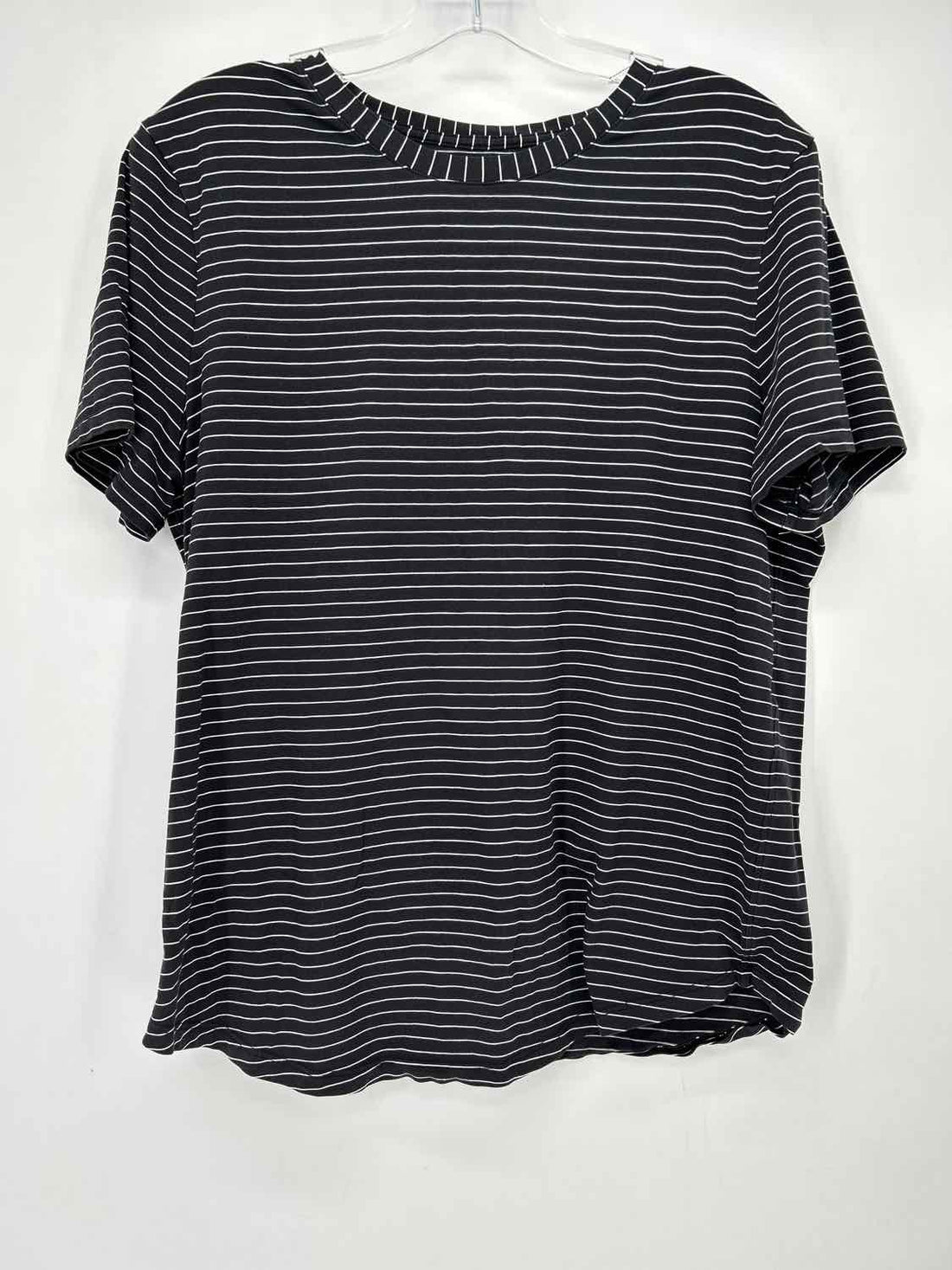 Lululemon Size 10 Black & White Striped Active Tops