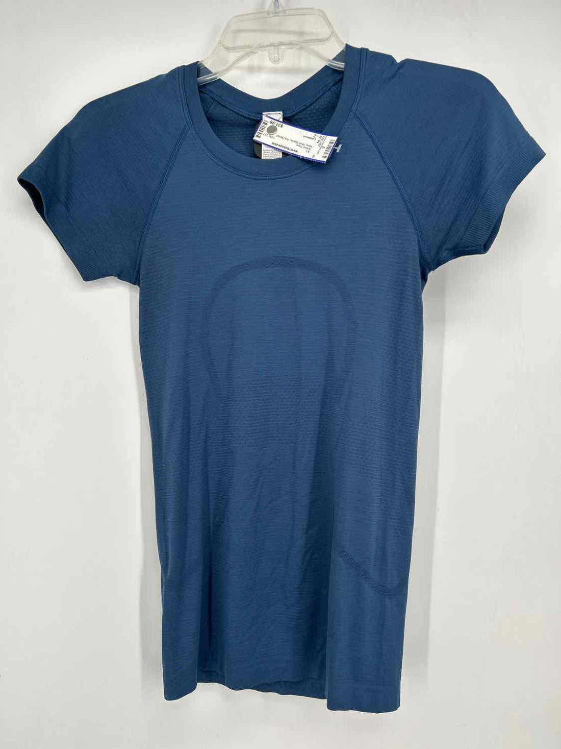 Lululemon Size 2 Navy Short Sleeve Active Tops